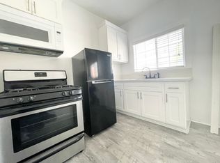 975 S Oxford Ave #6, Los Angeles, CA 90006