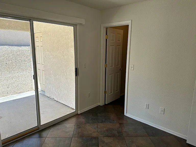 2939 Maracaibo Ln — Photo 18