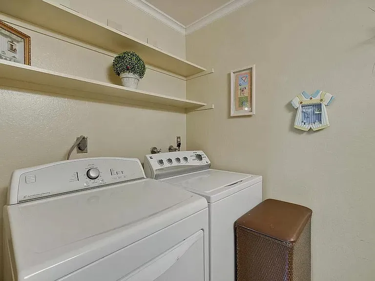 3052 Creekside Dr — Photo 7
