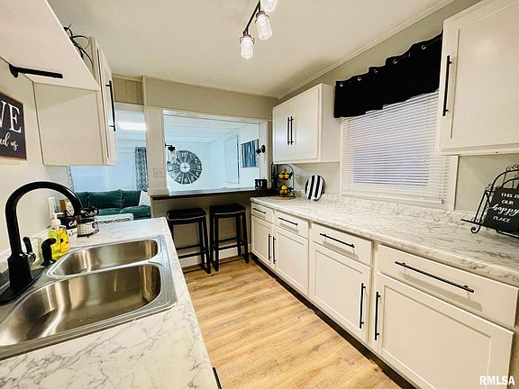 5th image of 726 W Purtscher Dr