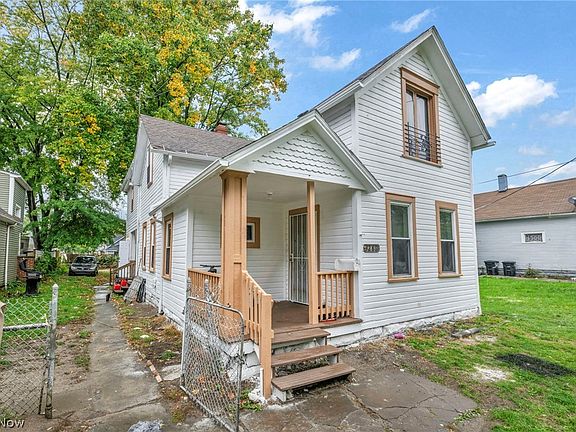3rd image of 3288 W 52nd St