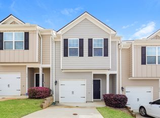 1414 Canopy Dr, East Pt, GA 30344
