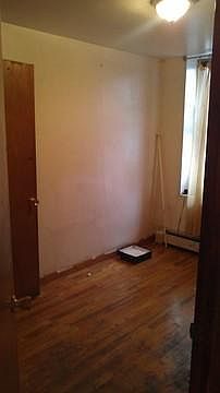 2nd image of 256 4th Ave
