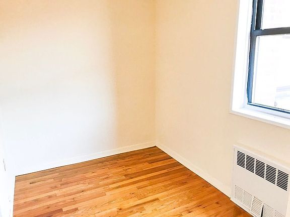 3rd image of 8531 120th St APT 6A