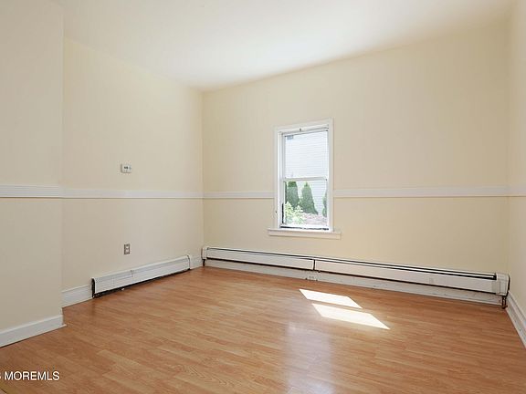 5th image of 155 N 5th Avenue