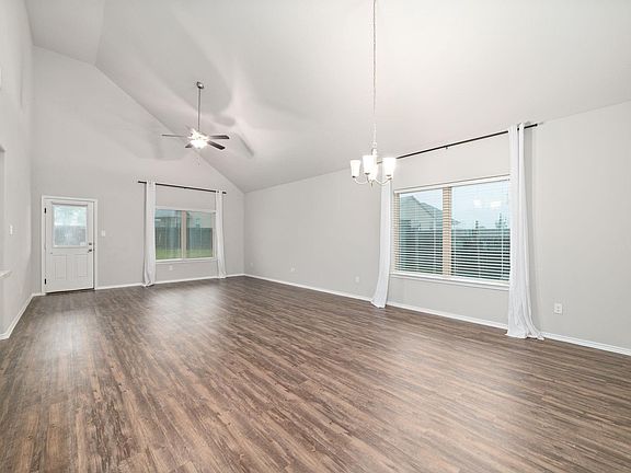 5th image of 14005 Silver Falls Ct