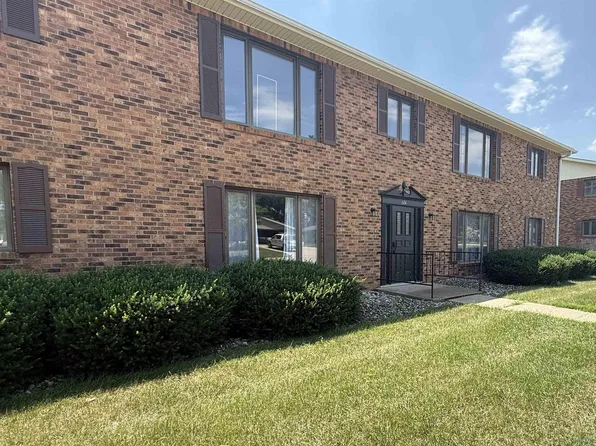 604 2nd St SE #1, Orange City, IA 51041