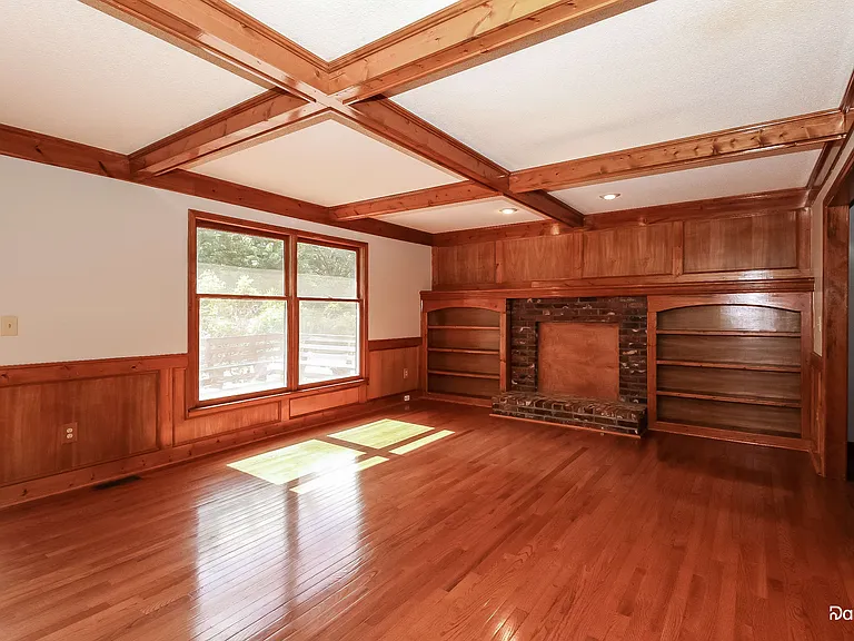 7829 Twilight Ln — Photo 9