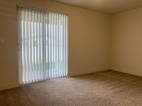 5th image of 29-31 W Pointe Dr #Fa61982c0