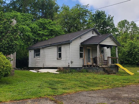 3rd image of 313 & 315 Ridgeway St