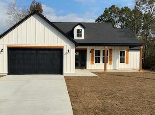104 Placid Ln, Carriere, MS 39426
