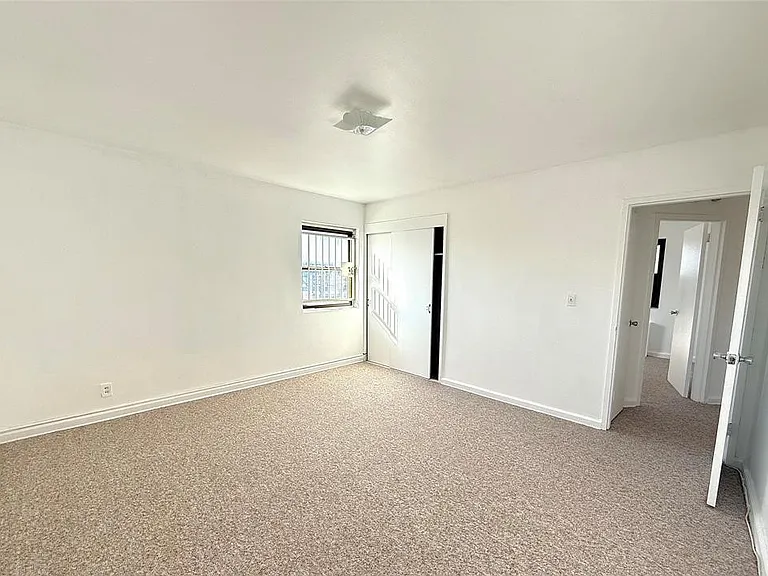 3071 Edwin Ave #1B — Photo 9