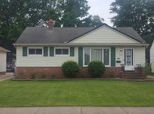 3185 Winthrop Dr, Parma, OH 44134