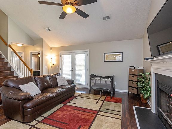 5th image of 891 Picadilly Dr