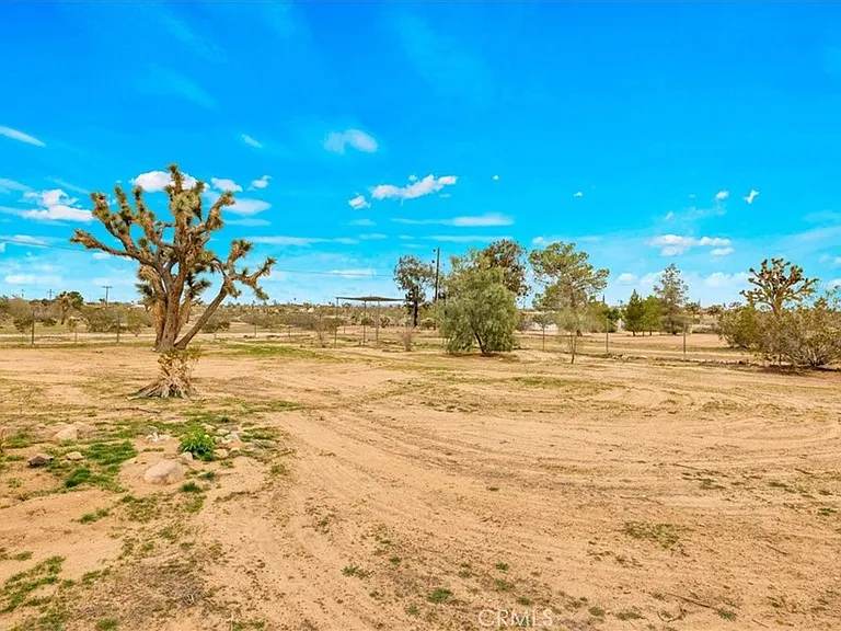 57726 Starlight Mesa Rd — Photo 28