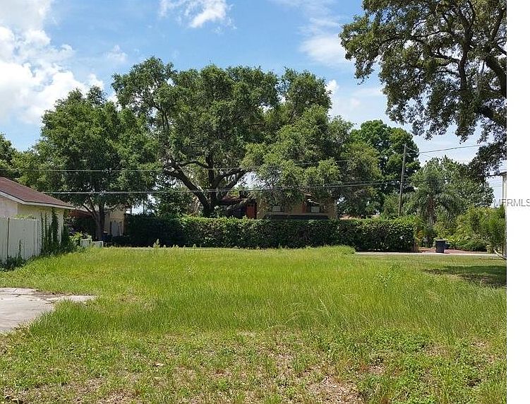 2nd image of Lakeview Rd
