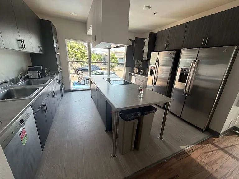 2333 Arapahoe Ave. — Photo 9