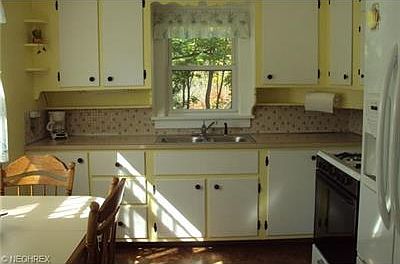 3rd image of 14690 Westfield Dr