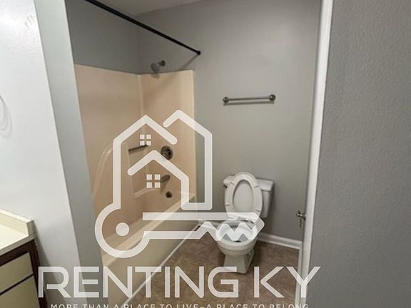 4th image of 104 Strawberry Ln