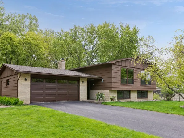 5105 Kimberly Rd, Minnetonka, MN 55345