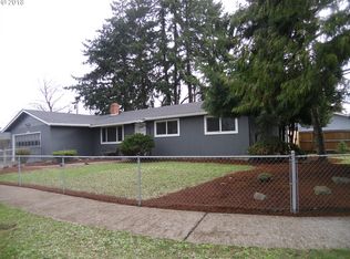 461 S 39th Pl, Springfield, OR 97478