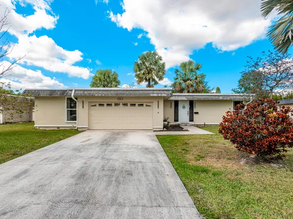 6307 NW 71 St Avenue, Tamarac, FL 33321