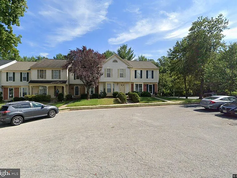 33 Hiddencreek Ct — Photo 1