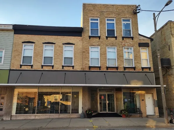Studio For Rent! -Includes Heat & AC, 110 S 2nd St #201, Watertown, WI 53094