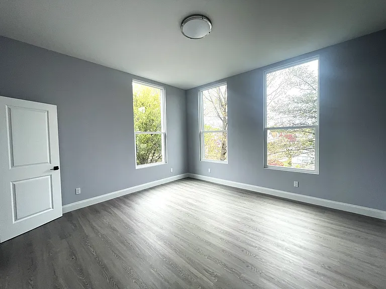 222 Primrose Ave #2 — Photo 11