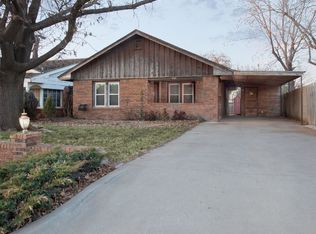 1511 Avant Ave, Clinton, OK 73601