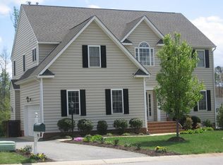 931 Roll Dr, Midlothian, VA 23114