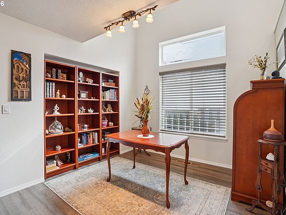 5th image of 1288 NE Margeaux Pl