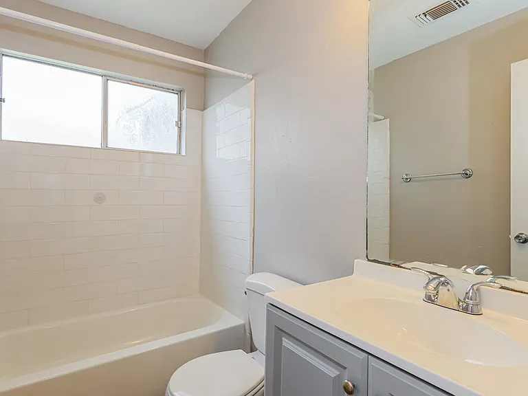 12627 Day Hollow Ln — Photo 15