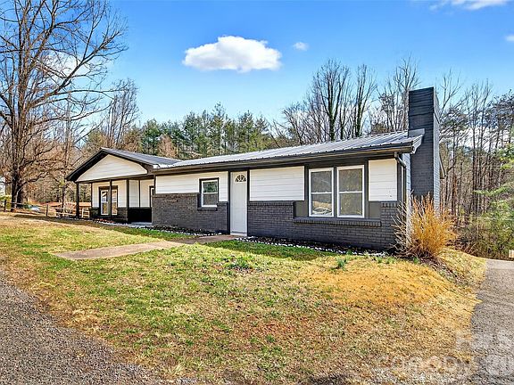 3rd image of 90 Ebenezer Rd