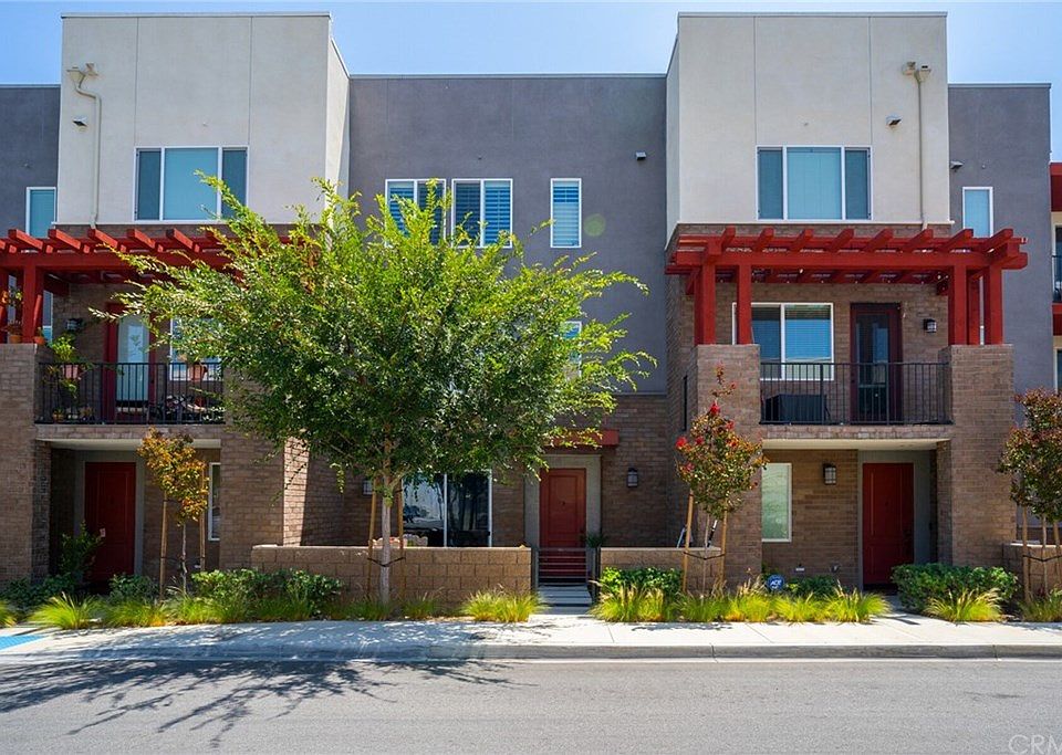 1st image of 16514 Adenmoor Ave Unit 3