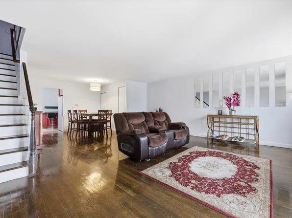 3617 Lincoln Terrace image 6 of 30