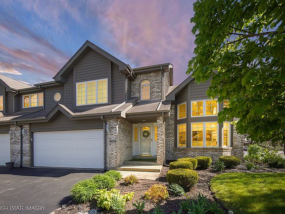 2nd image of 8629 Nancy Ln