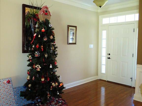 3rd image of 6610 Tiburon Way