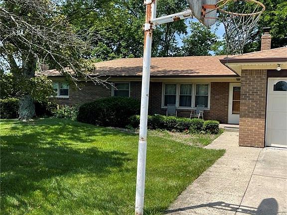 2nd image of 2155 S Fairview Dr