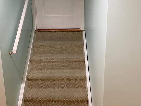 2nd image of 34 Chart Ave #Basement