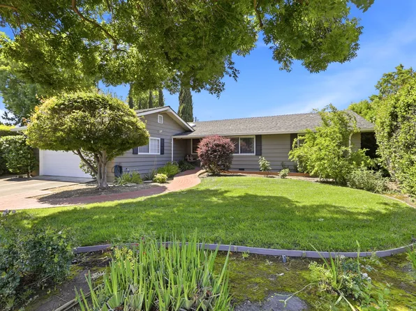 872 W Knickerbocker Dr, Sunnyvale, CA 94087