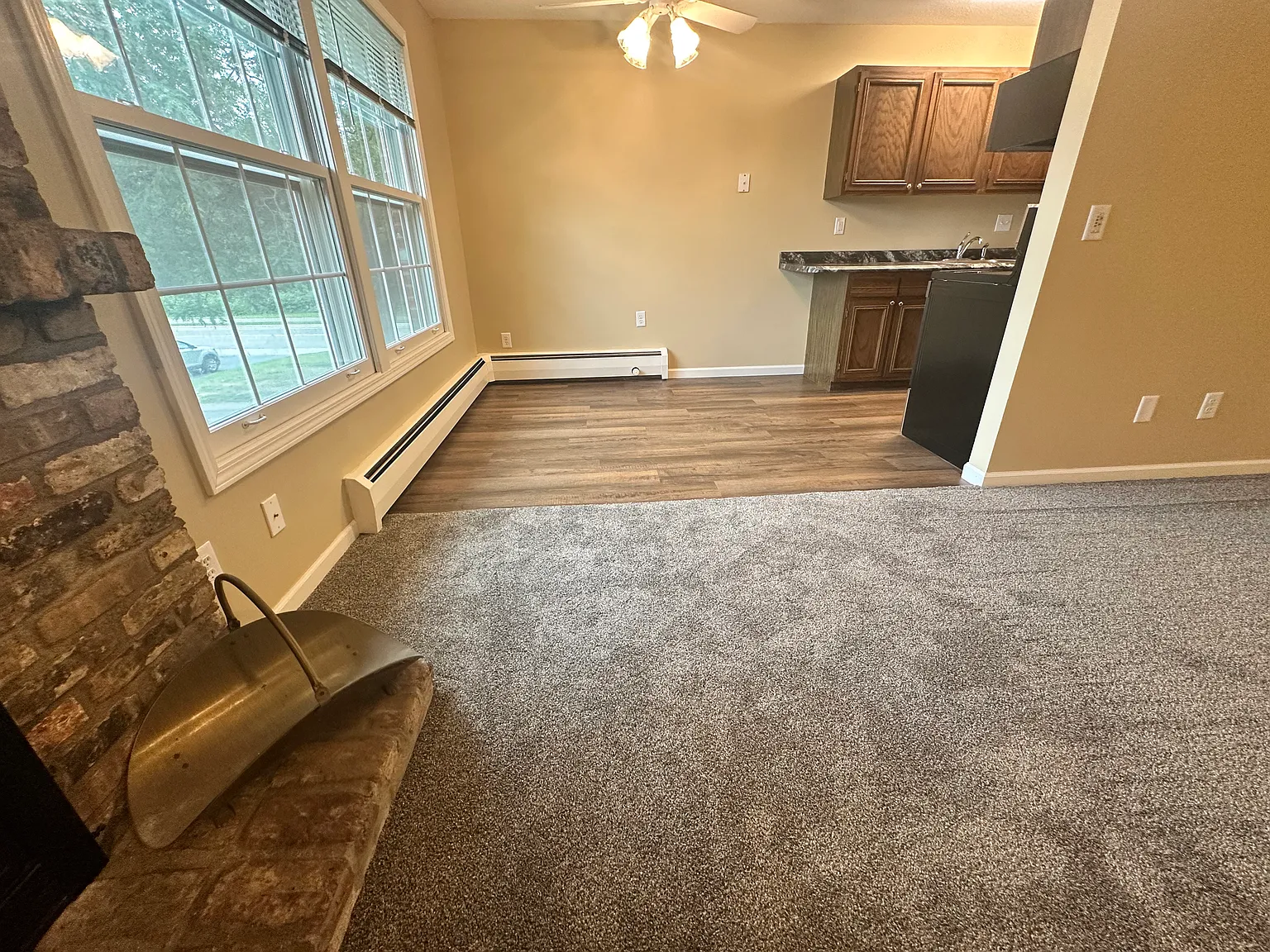 2 bed, 918 sqft, $1,515 — Photo 4