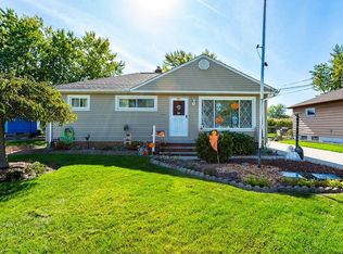 15801 Susan Dr, Brookpark, OH 44142