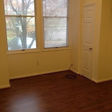 3rd image of 206 W Park Dr
