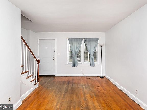 5th image of 2922 Strickland St