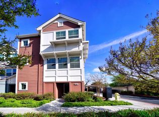 915 Arietta Dr, Mountain View, CA 94043