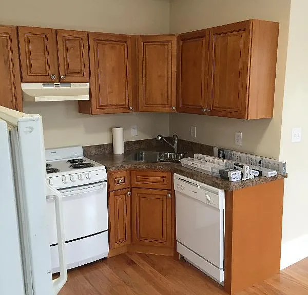 887 Huntington Ave #5X — Photo 2