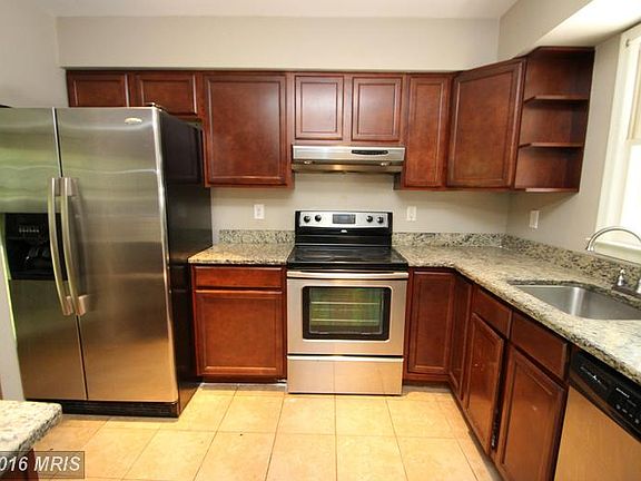 2nd image of 204 Breezewood Dr