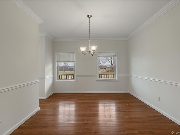 5th image of 9 Ralph Brach Drive