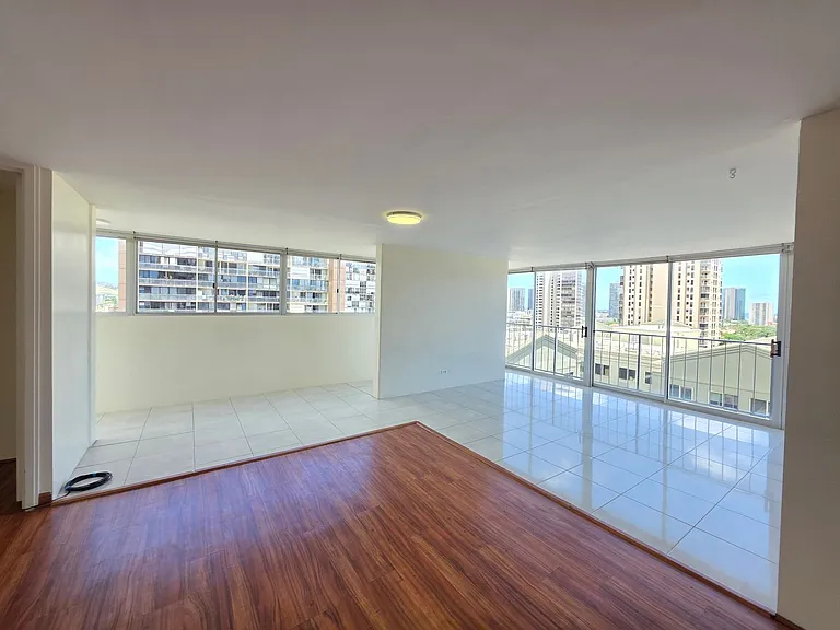 1425 Ward Ave #6E — Photo 4